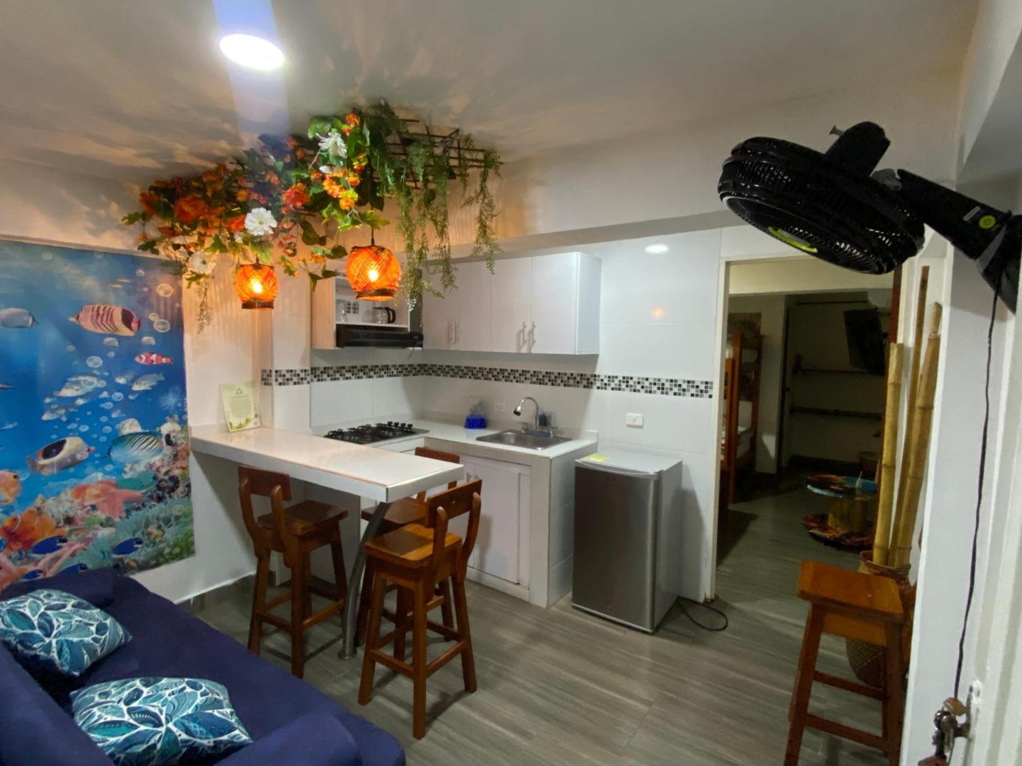 Acuarios Hostal Playa Ladrilleros Kültér fotó